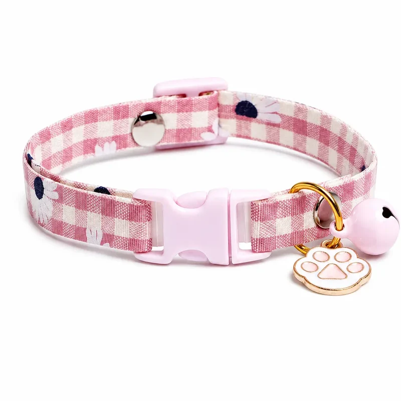 Collier réglable rose pour chat avec pendentif de patte de chat et cloche