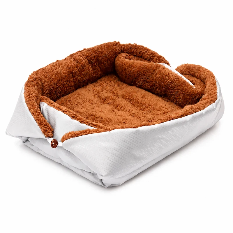 Lit long en peluche pour chat