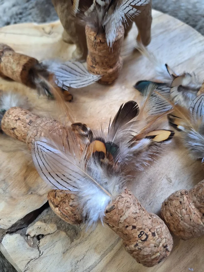 Jouet pour chat Cork O Plumes – Petite proie bondissante