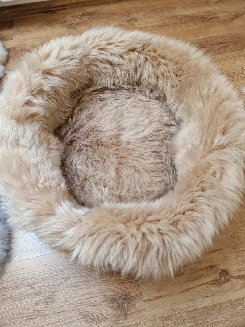 Lit Peau De Mouton Chien et Chat Confort Luxe