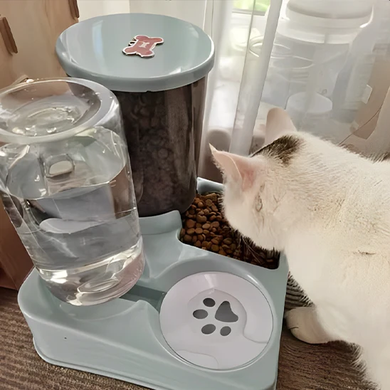 Distributeur croquettes pour chat - AquaCroq 1L