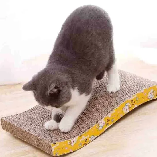 Griffoir en carton pour chat - Planche à gratter - Maru