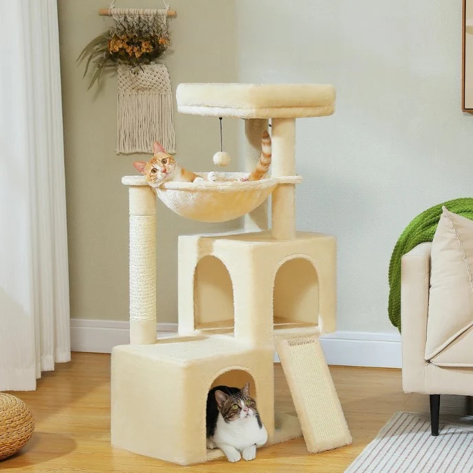 Petit arbre a chat avec griffoir