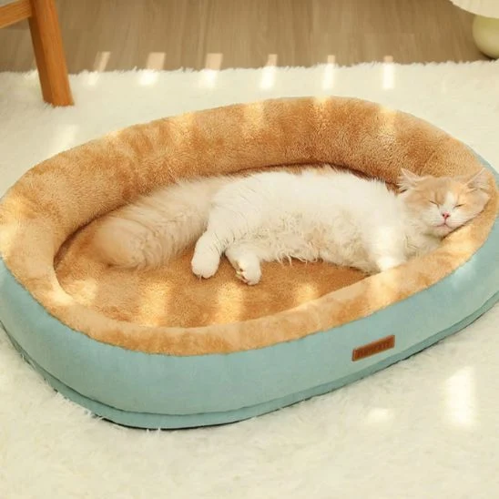 coussin à chat douillet