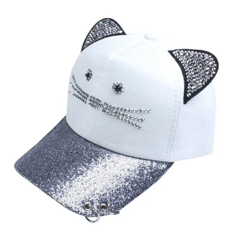 Casquette avec Oreilles de Chat et Anneaux
