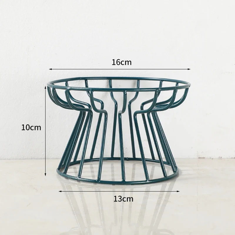 Assiette en céramique et support surélevé