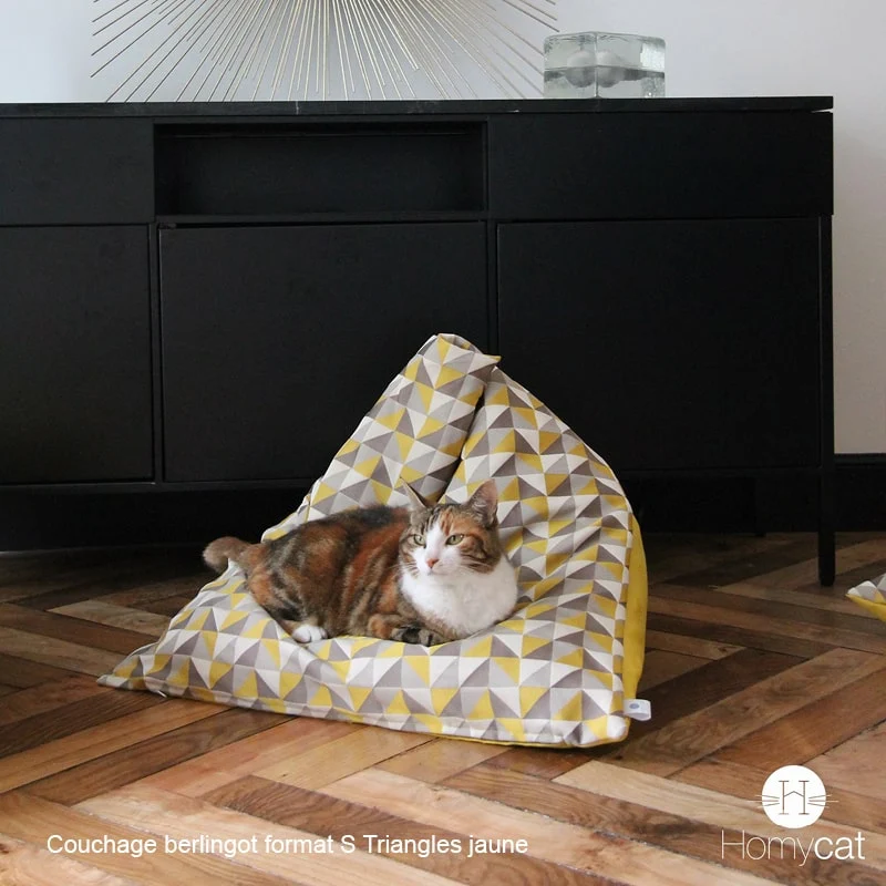Berlingot Triangle Jaune - Couchage confort pour chat