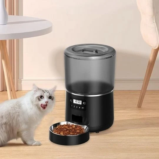 distributeur de croquettes chat automatique