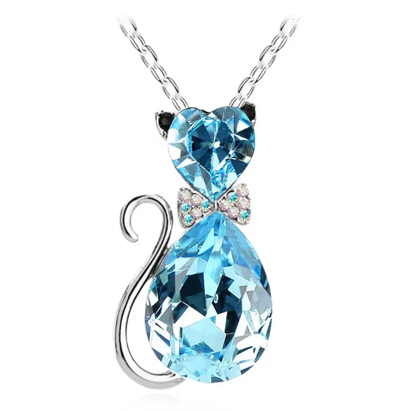 Pendentif en Forme de Chat de cristal